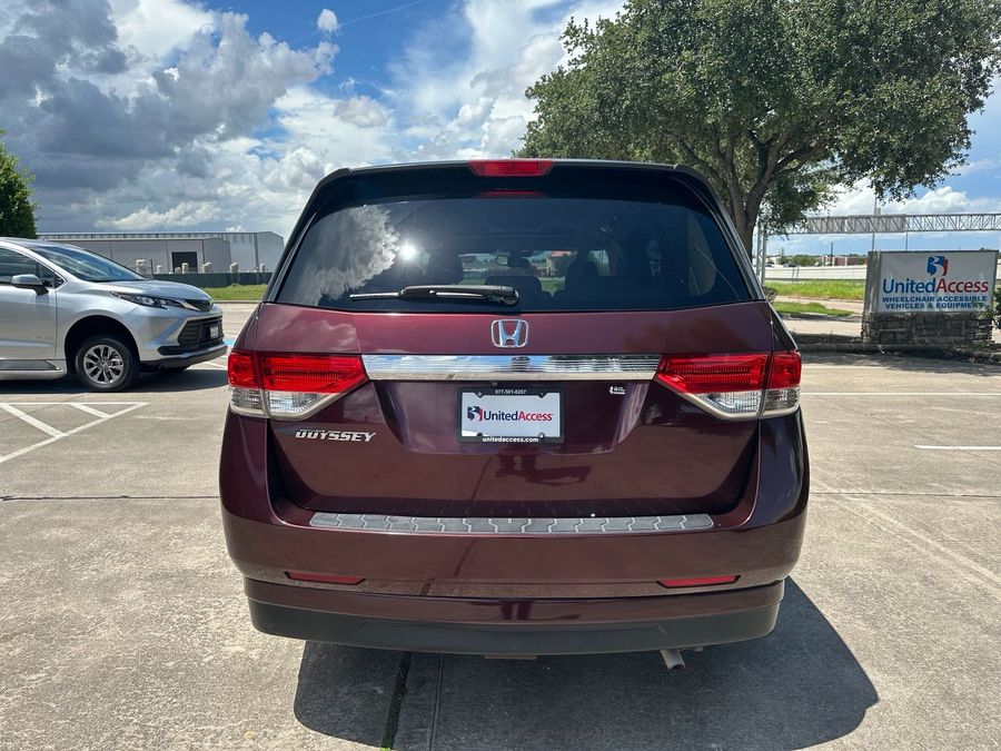 Used 2015 Honda Odyssey EX-L - VMI Side Entry Entry In Floor Automatic Ramp