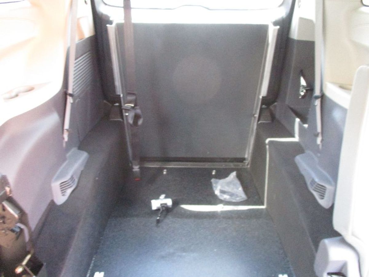 2023 TOYOTA SIENNA - Image 8