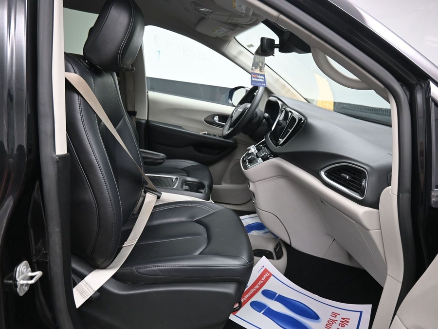 Used 2024 Chrysler Pacifica Touring L - BraunAbility Side Entry Fold Out Manual Ramp