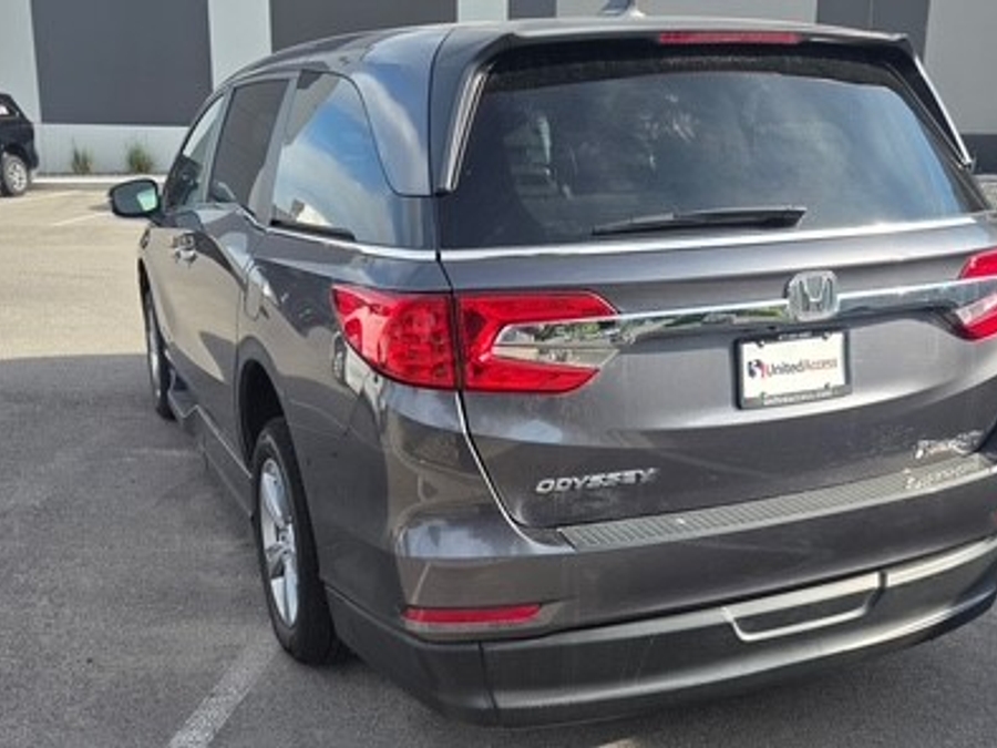 Used 2020 Honda Odyssey EX-L - BraunAbility Side Entry Entry In Floor Automatic Ramp