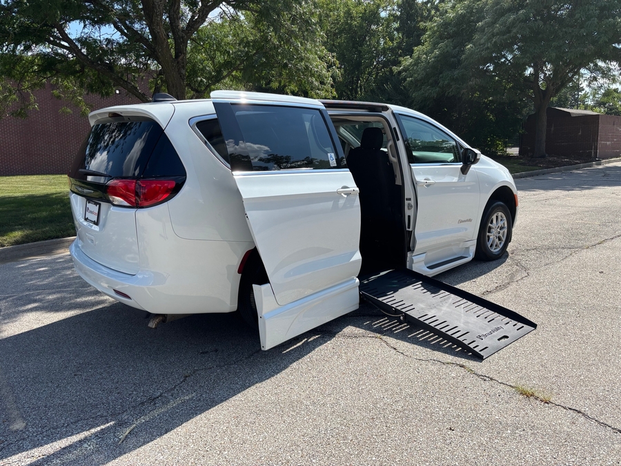 Used 2023 Chrysler Voyager LX - BraunAbility Side Entry Fold Out Automatic Ramp