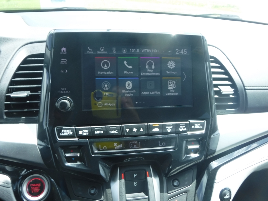 Grey Honda Odyssey image number 12