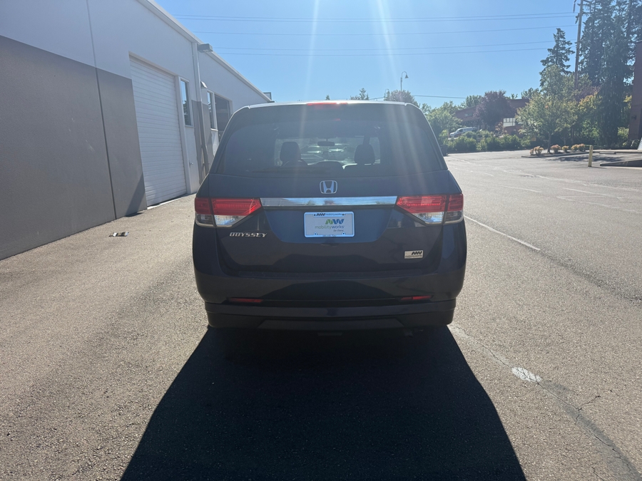 Celestial Blue Metallic Honda Odyssey image number 8