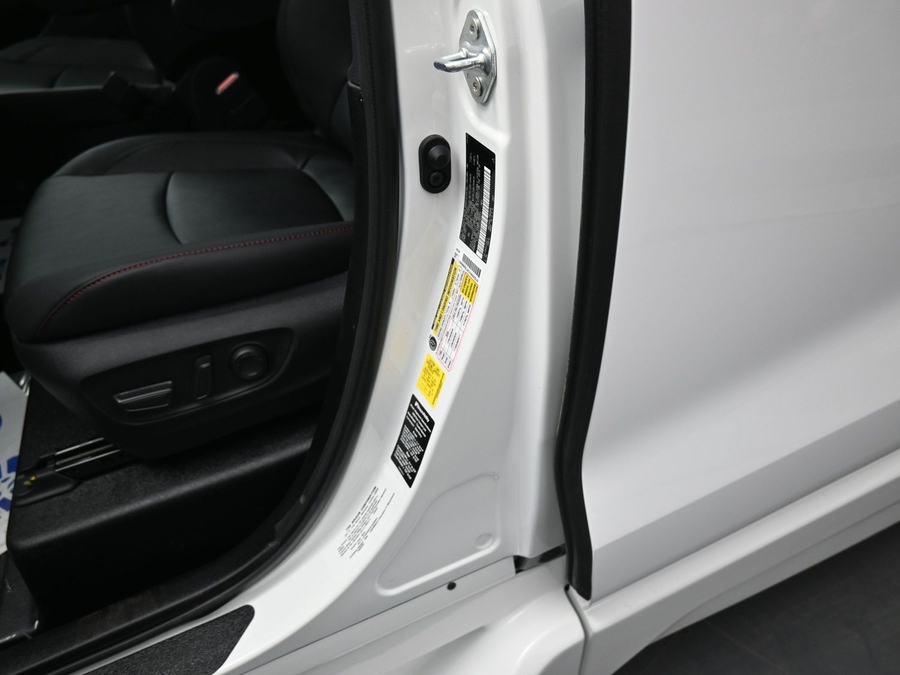 New 2026 Toyota Sienna Hybrid XSE Sport - BraunAbility Side Entry Fold Out Automatic Ramp
