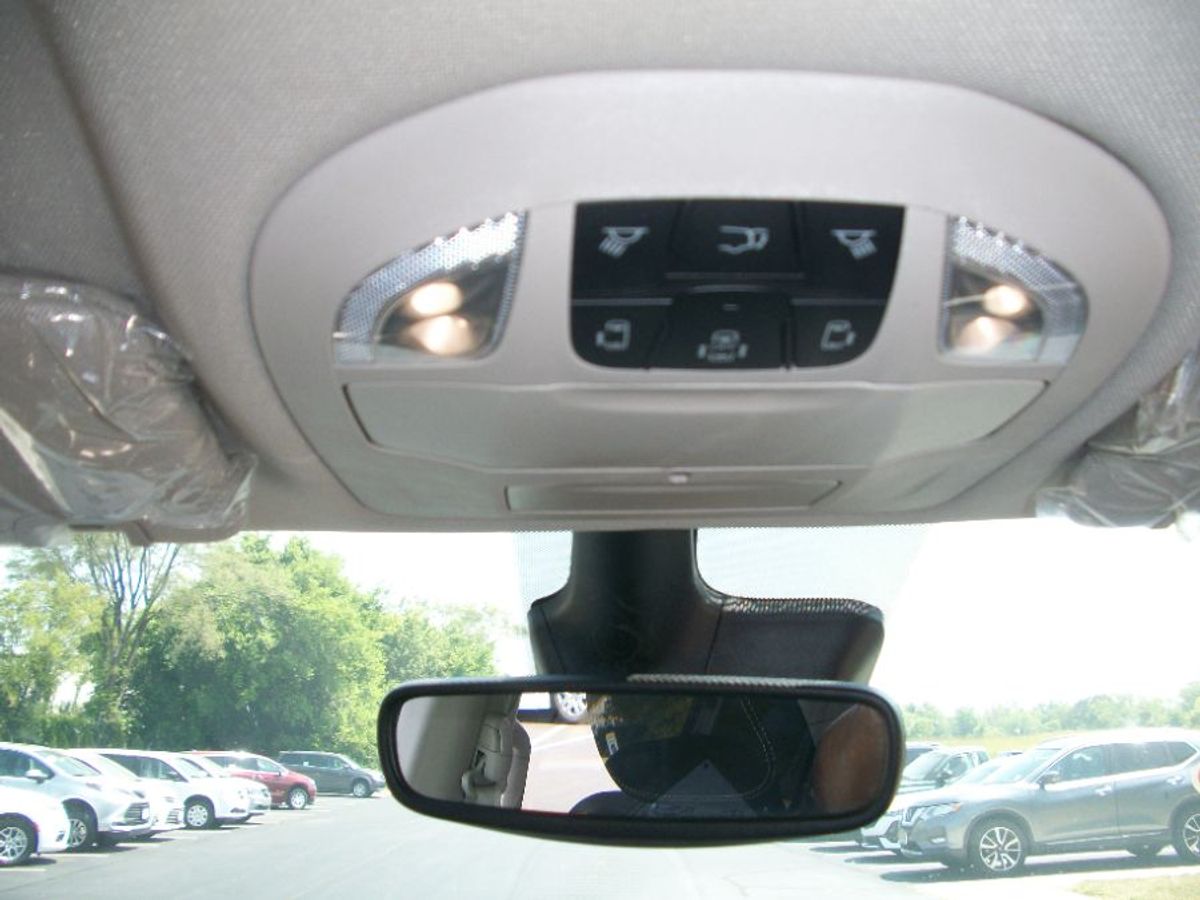 2023 CHRYSLER VOYAGER - Image 14