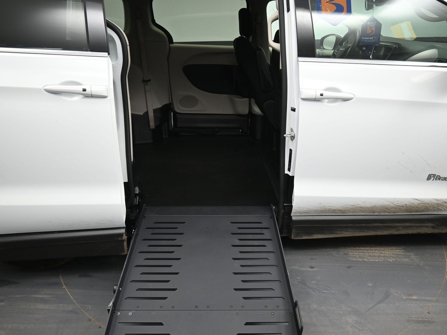 Used 2023 Chrysler Voyager LX - BraunAbility Side Entry Entry Fold Out Manual Ramp