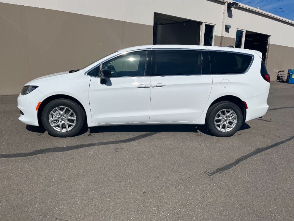 Blanco Chrysler Voyager número de imagen 3