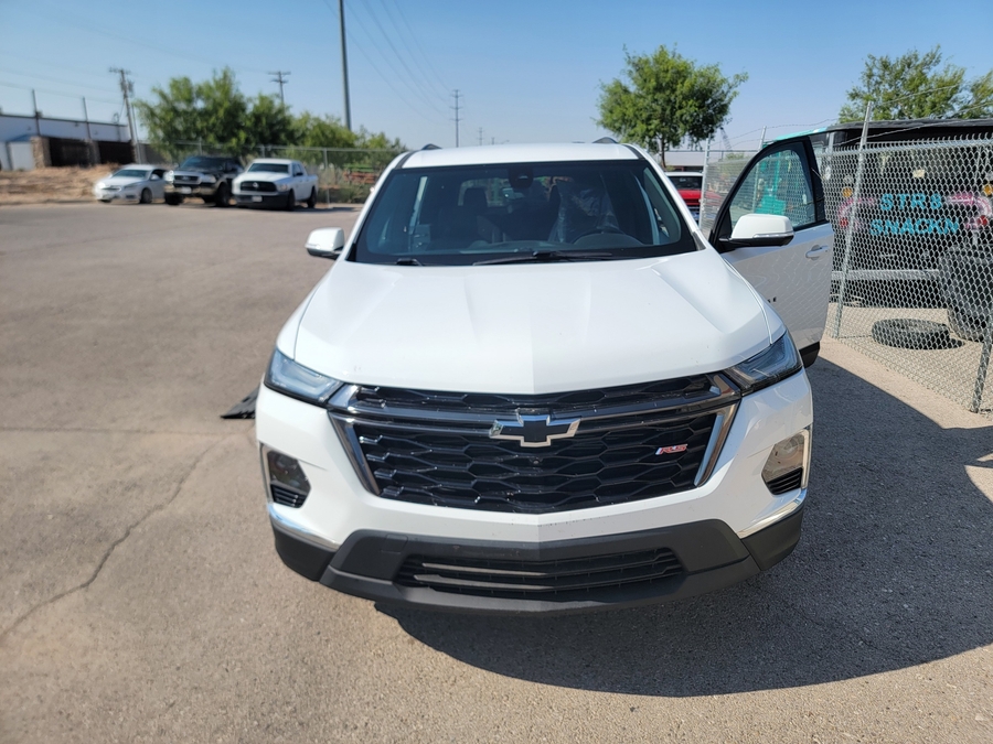 Used 2023 Chevrolet Traverse 2LT - BraunAbility Side Entry In Floor Automatic Ramp