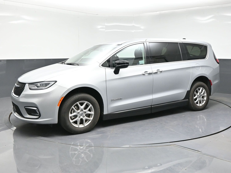 Used 2024 Chrysler Pacifica Touring L - BraunAbility Side Entry Fold Out Manual Ramp