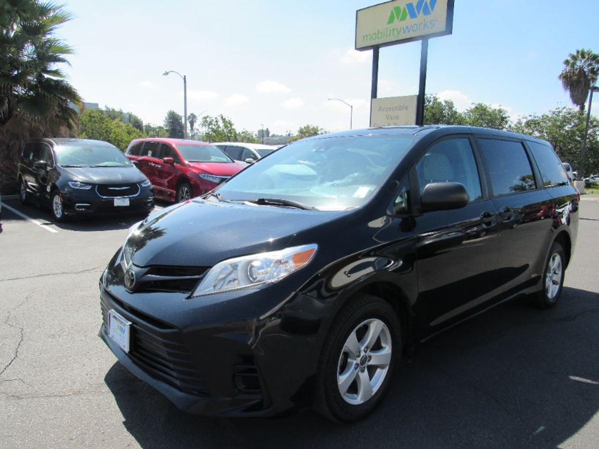 2020 TOYOTA SIENNA - Image 10