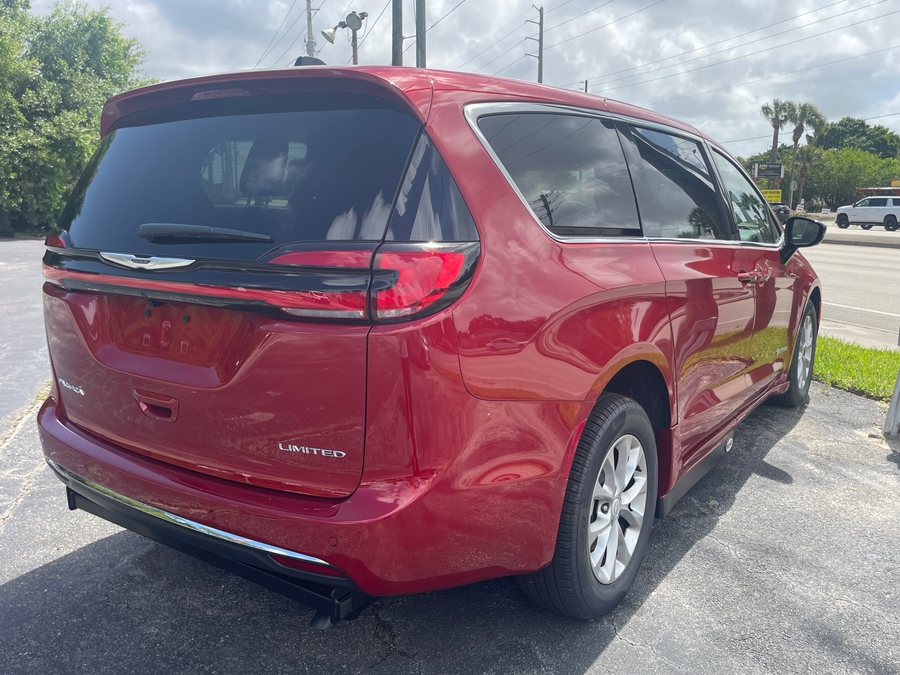 Red Chrysler Pacifica image number 5