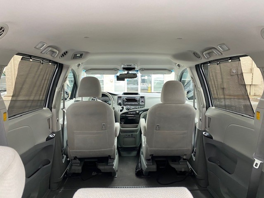 Used 2013 Toyota Sienna LE - BraunAbility Side Entry Entry In Floor Automatic Ramp