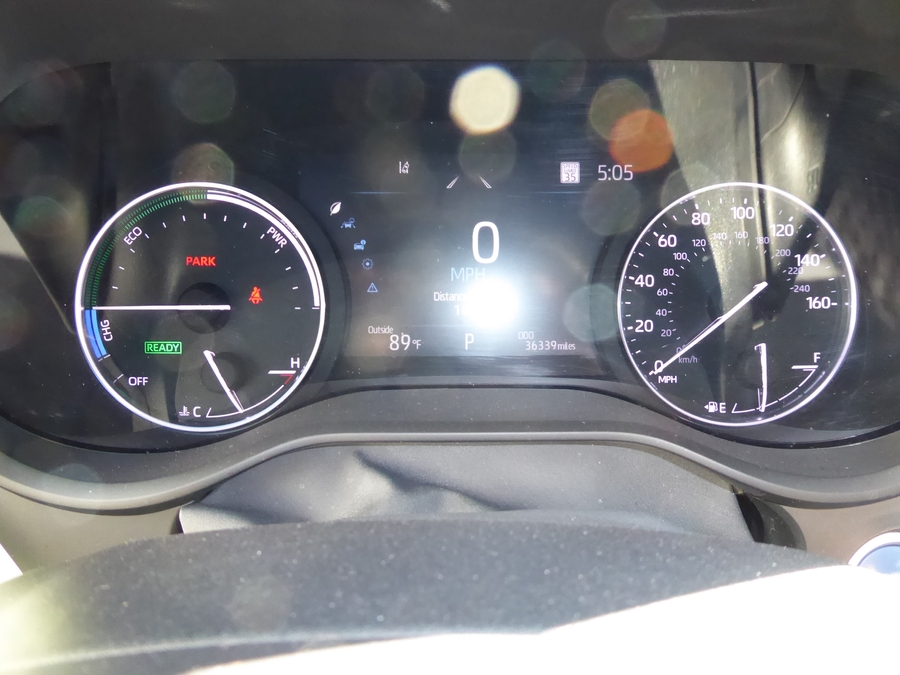 Used 2024 Toyota Sienna Hybrid Platinum - BraunAbility Side Entry In Floor Automatic Ramp