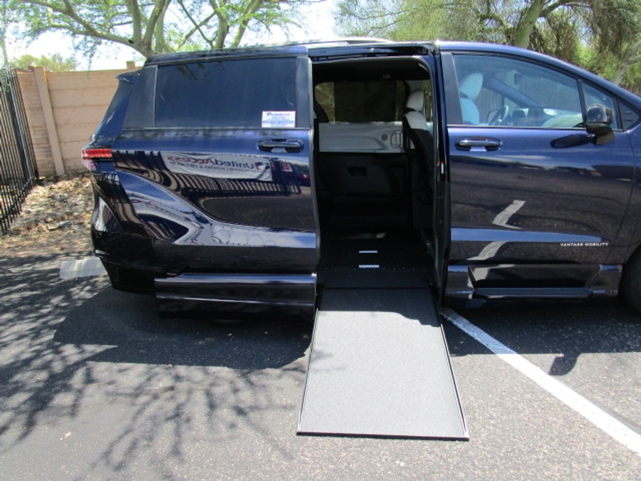 New 2026 Toyota Sienna Hybrid AWD XSE - VMI Side Entry In Floor Automatic Ramp