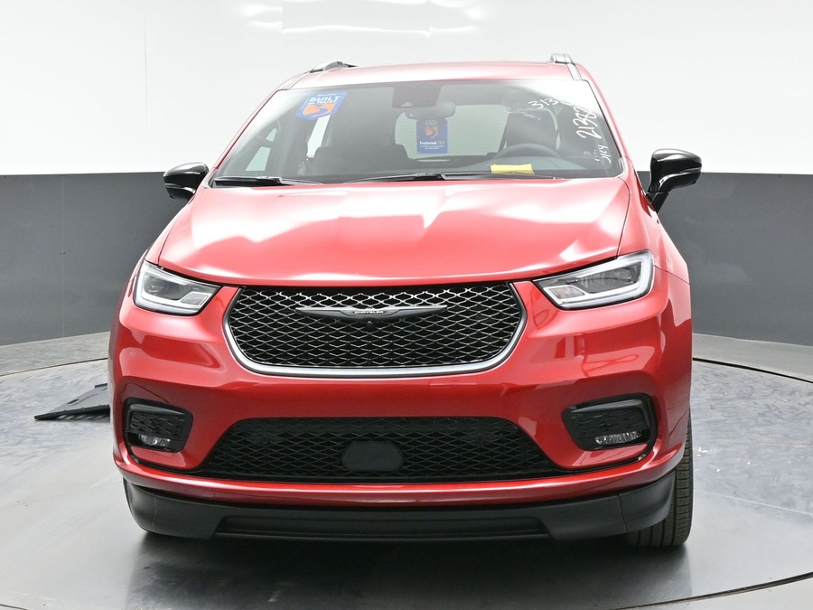 New 2026 Chrysler Pacifica Select Sport - BraunAbility Side Entry In Floor Automatic Ramp