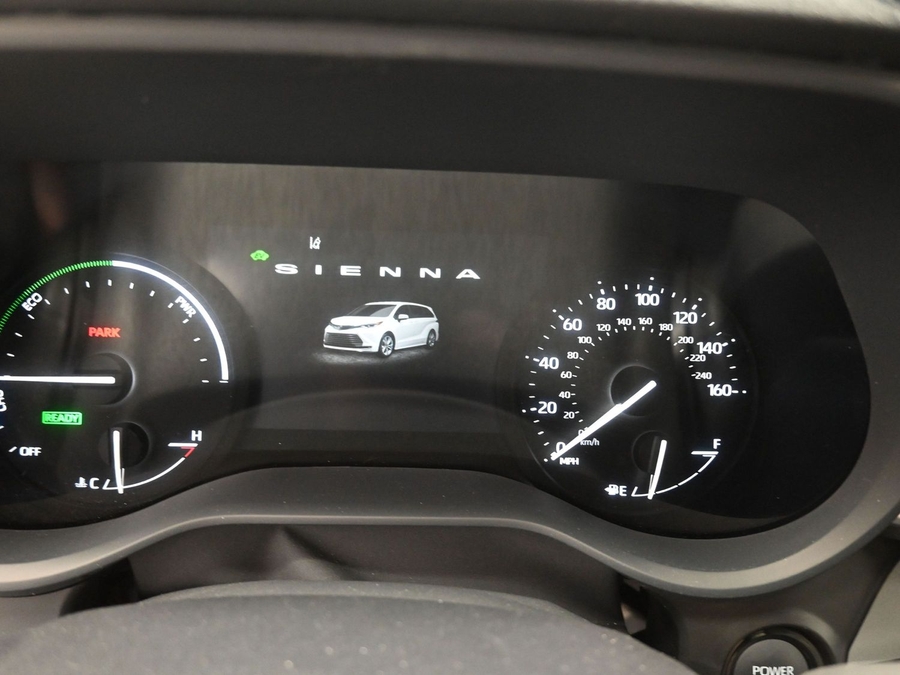 New 2026 Toyota Sienna Hybrid XLE Add - BraunAbility Side Entry Entry In Floor Automatic Ramp