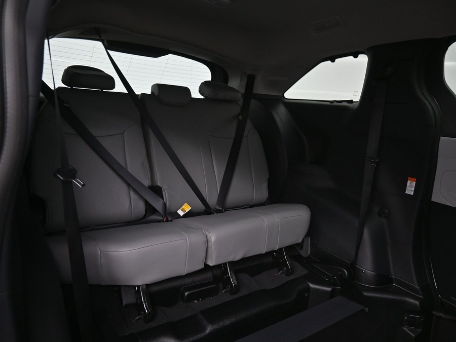 New 2026 Toyota Sienna Hybrid XLE Add - BraunAbility Side Entry Entry Fold Out Automatic Ramp