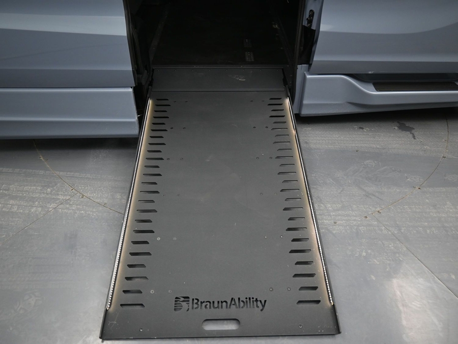 New 2026 Honda Odyssey Sport - BraunAbility Side Entry In Floor Automatic Ramp