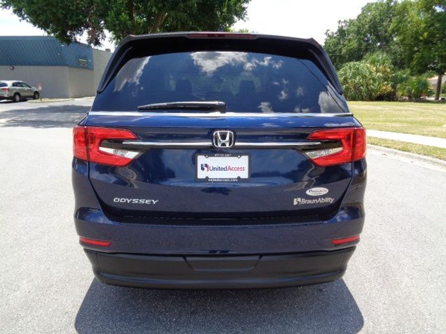 Used 2024 Honda Odyssey EX-L - BraunAbility Side Entry Entry In Floor Automatic Ramp