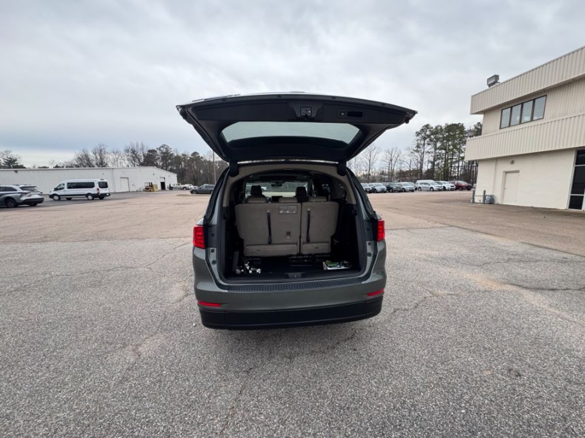  Honda Odyssey image number 10