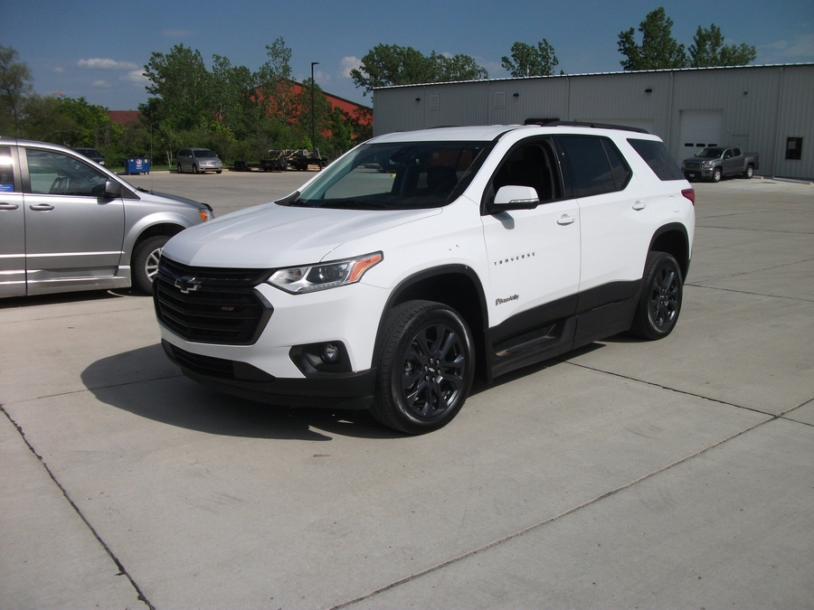Used 2021 Chevrolet Traverse RS - BraunAbility Side Entry Entry In Floor Automatic Ramp