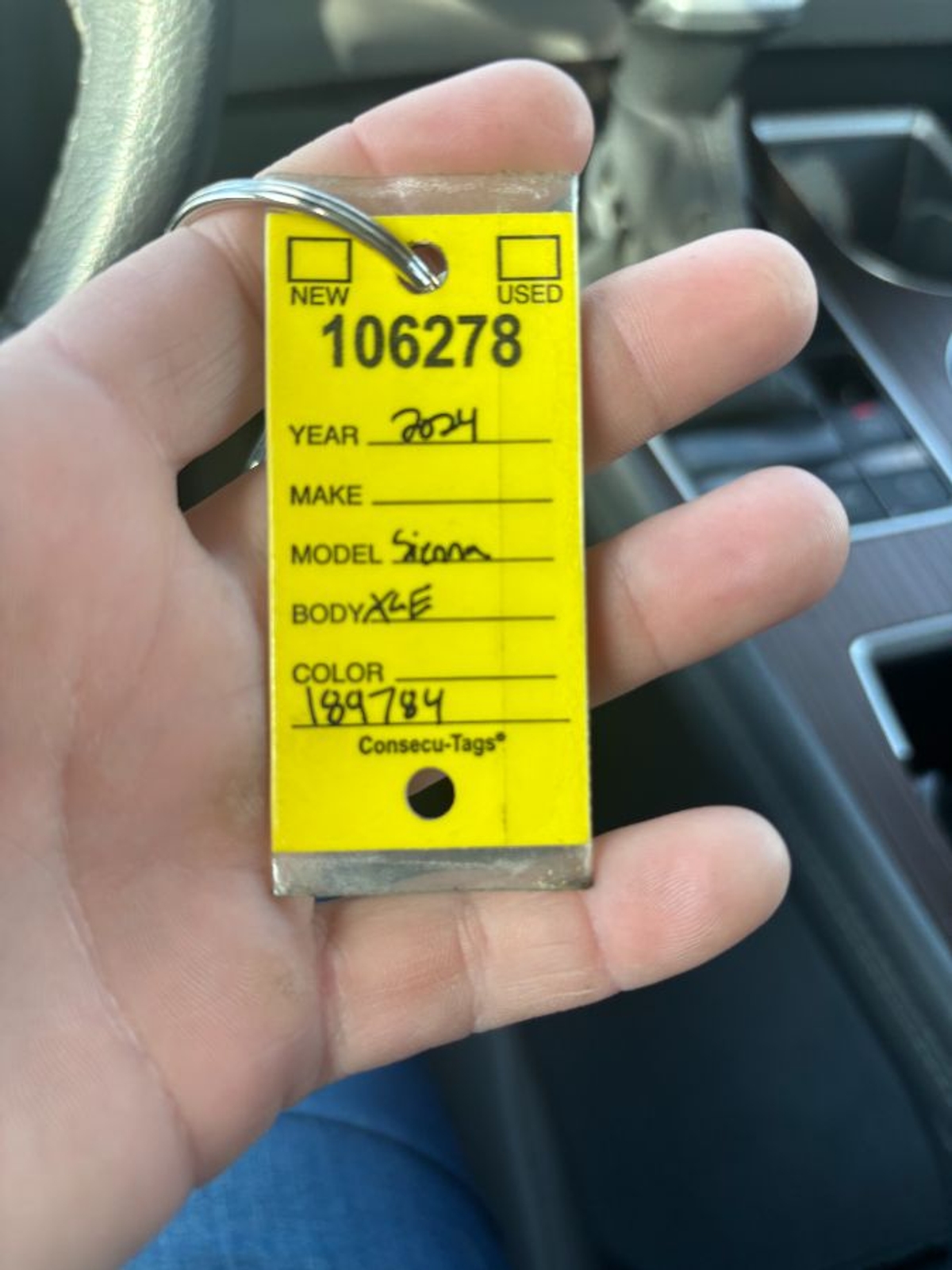 Black Toyota Sienna image number 3