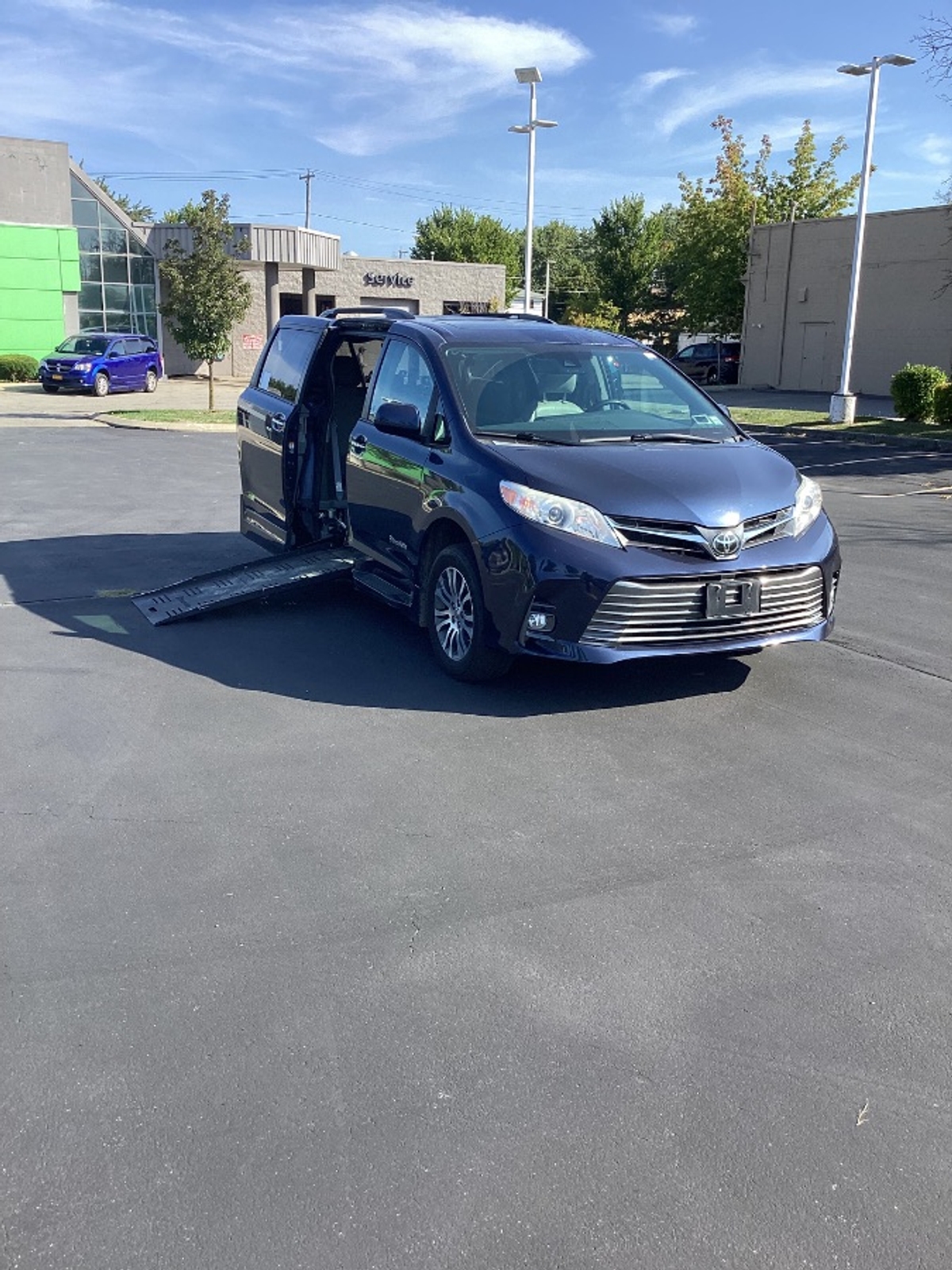2020 TOYOTA SIENNA - Image 7
