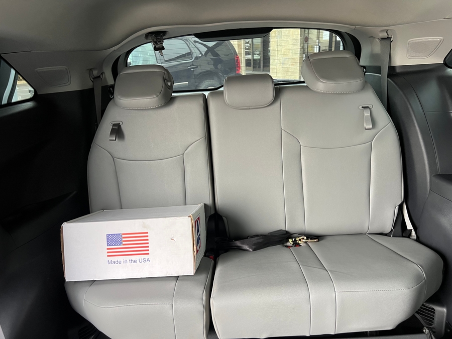 Used 2025 Toyota Sienna Hybrid XLE Plus - BraunAbility Side Entry Entry Fold Out Automatic Ramp