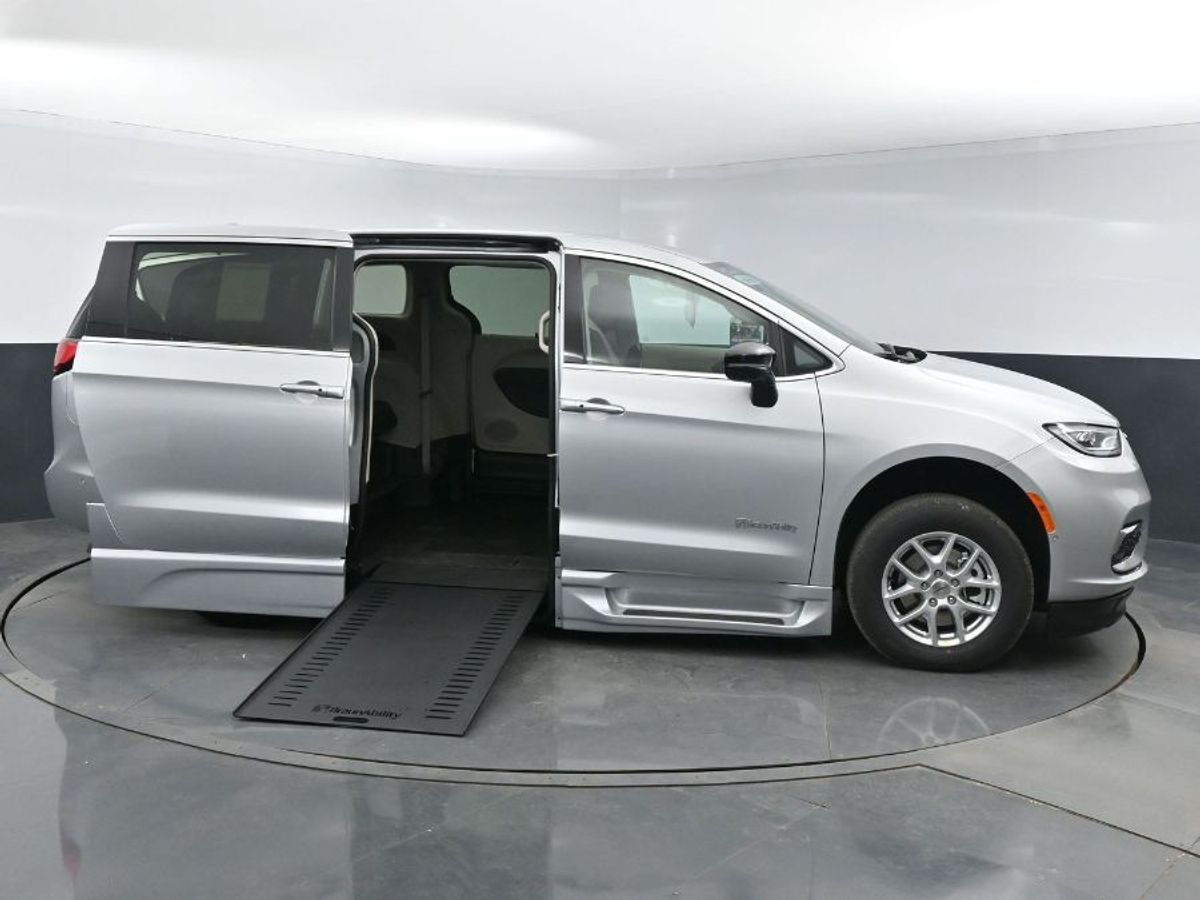 Silver Chrysler Pacifica with Side Entry Automatic In Floor ramp