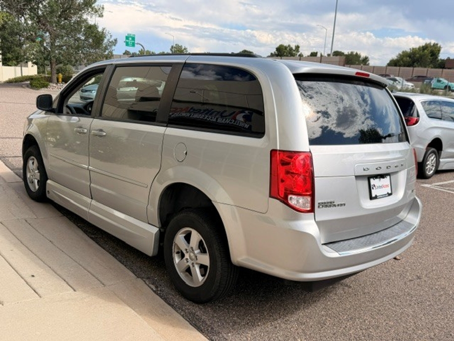 Used 2012 Dodge Grand Caravan SXT - VMI Side Entry In Floor Automatic Ramp