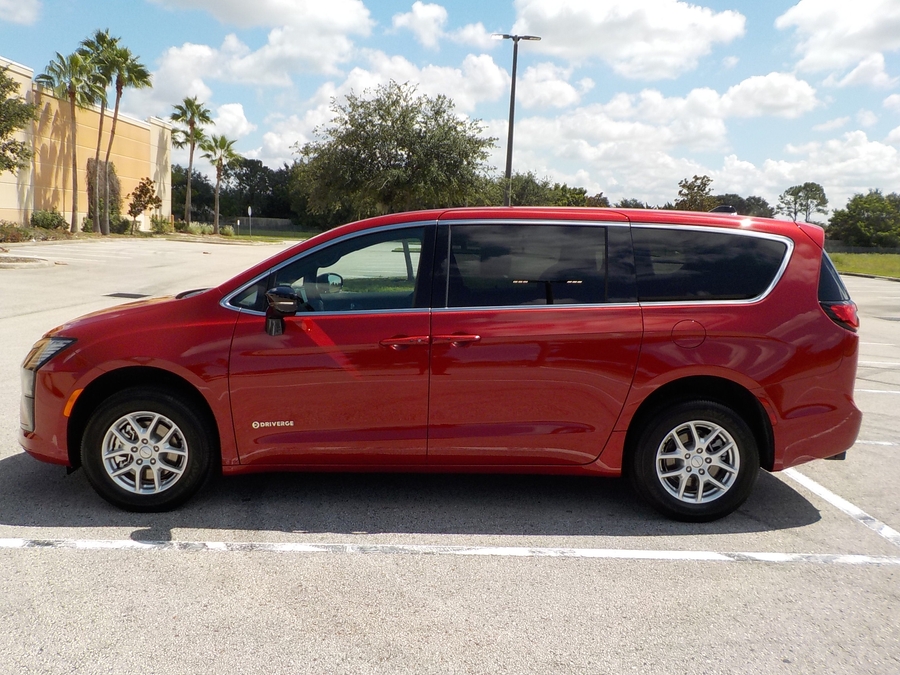 Red Chrysler Pacifica image number 4