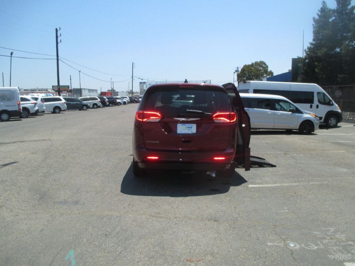 2022 CHRYSLER VOYAGER - Image 18