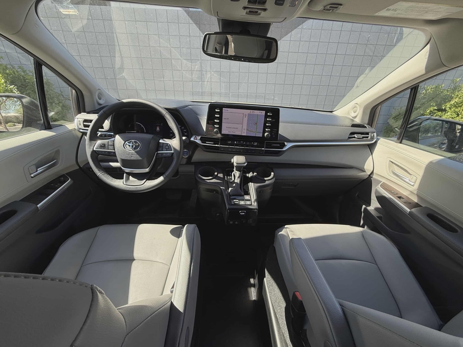 Used 2022 Toyota Sienna Hybrid XLE Base - BraunAbility Side Entry Entry In Floor Automatic Ramp