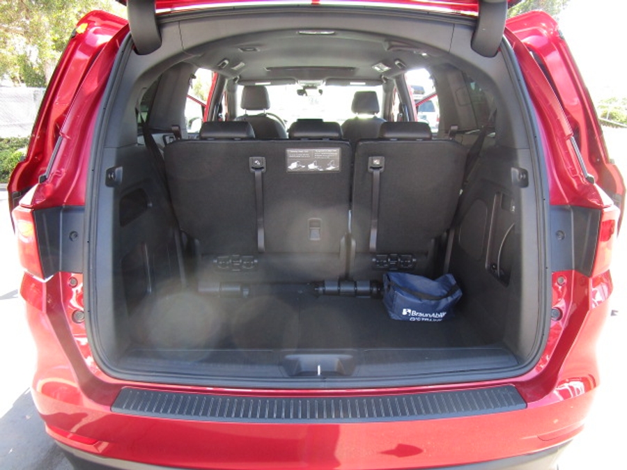 New 2026 Honda Odyssey Sport - BraunAbility Side Entry In Floor Automatic Ramp