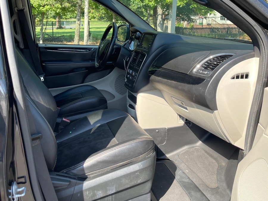 2018 Dodge Grand Caravan SXT - Photo 14