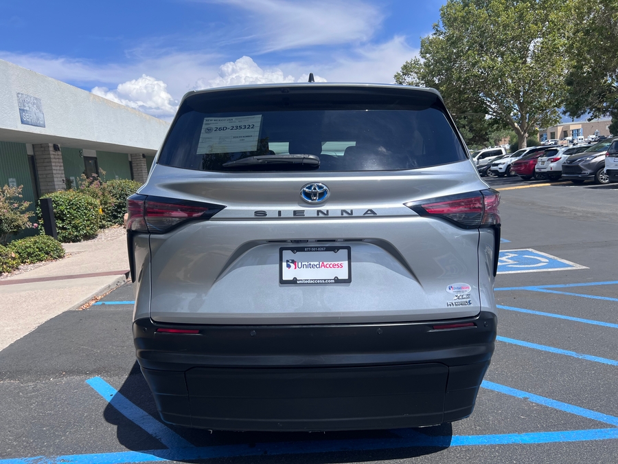 Used 2021 Toyota Sienna Hybrid XLE - VMI Side Entry In Floor Automatic Ramp