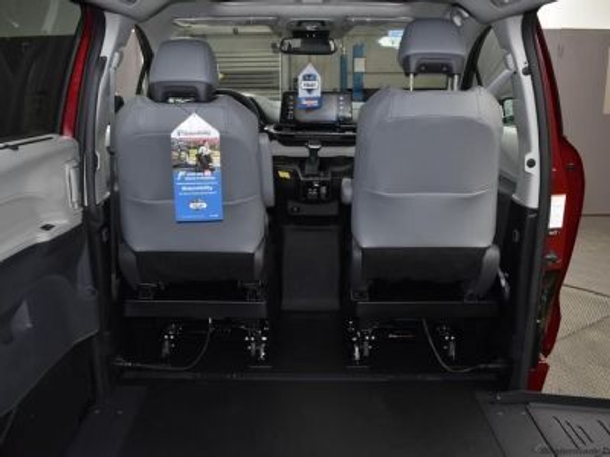 2021 TOYOTA SIENNA - Image 6