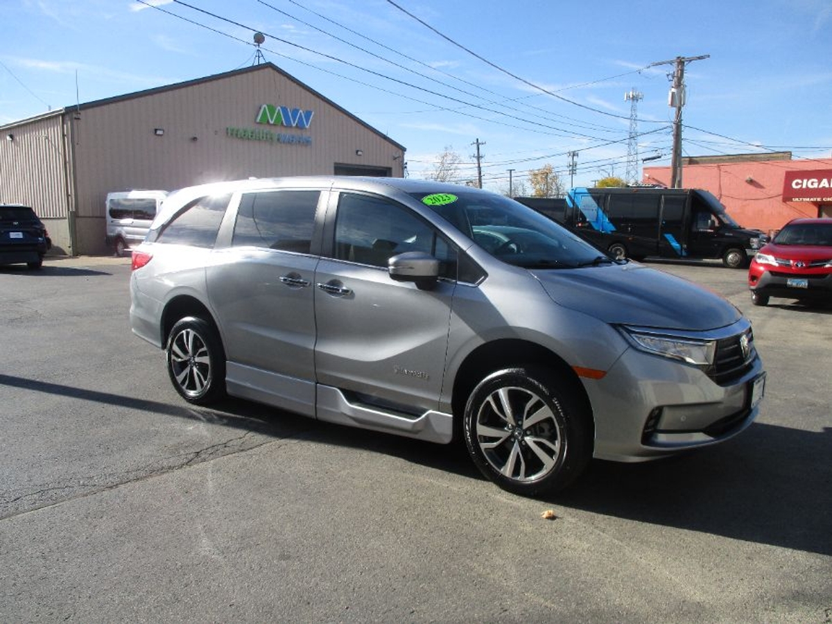 2023 HONDA ODYSSEY - Image 3