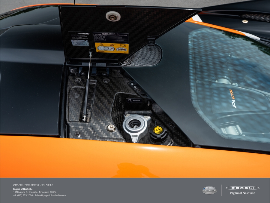 2015 McLaren P1