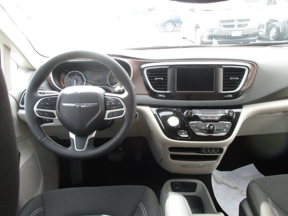 Blanco Chrysler Voyager número de imagen 12