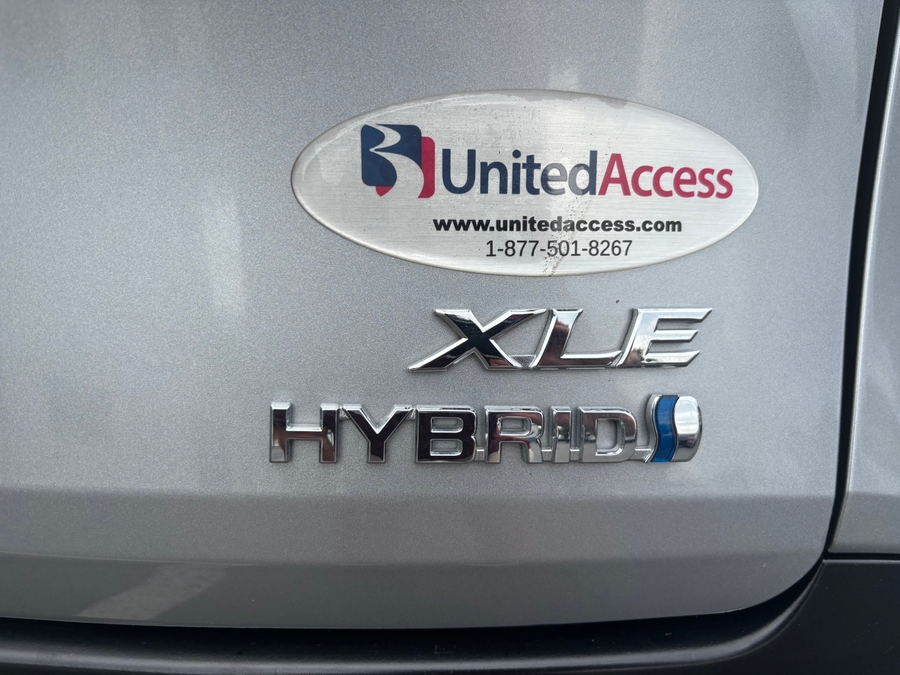 Used 2024 Toyota Sienna Hybrid XLE AWD - VMI Side Entry Entry In Floor Automatic Ramp