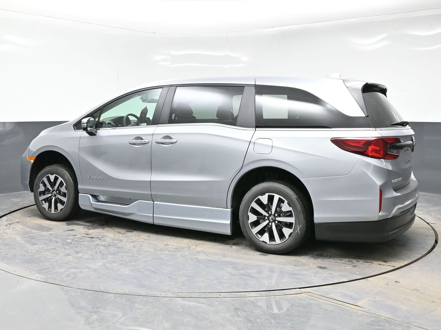 New 2026 Honda Odyssey EX-L - BraunAbility Side Entry Entry In Floor Automatic Ramp