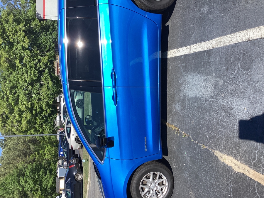 Blue Chrysler Pacifica image number 9