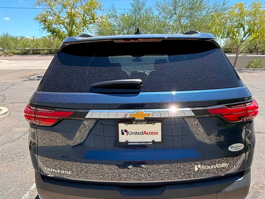 Used 2023 Chevrolet Traverse 3LT - BraunAbility Side Entry In Floor Automatic Ramp
