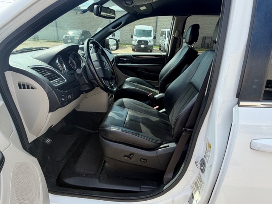 Número de imagen del Dodge Grand Caravan blanco 12