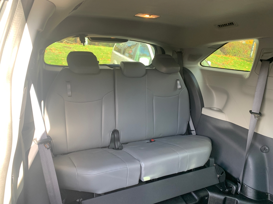 Used 2023 Toyota Sienna Hybrid XLE - BraunAbility Side Entry Entry In Floor Automatic Ramp