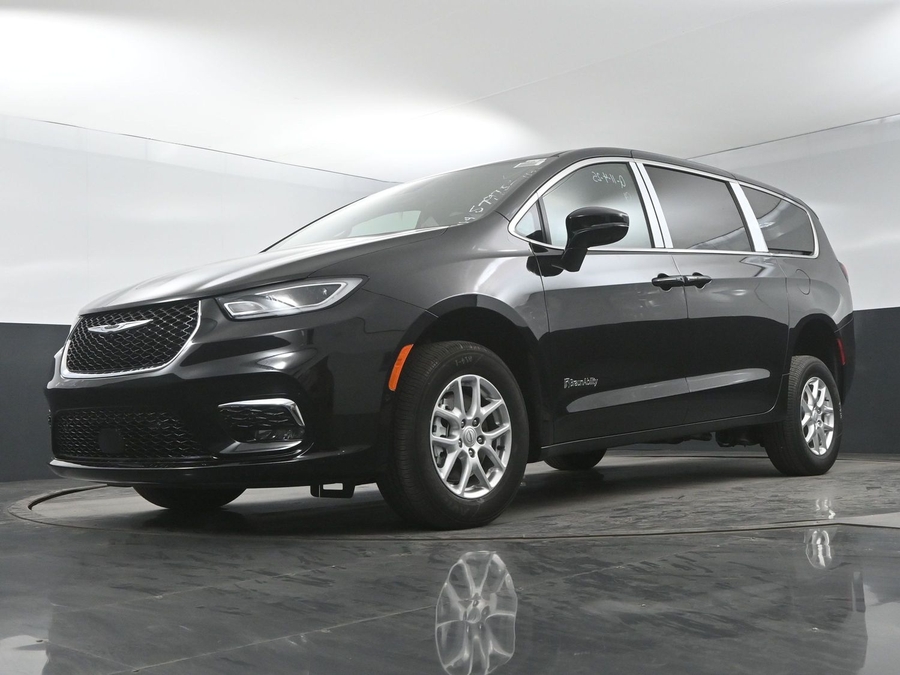 New 2025 Chrysler Pacifica Select Safety - BraunAbility Rear Entry Entry Fold Out Manual Ramp