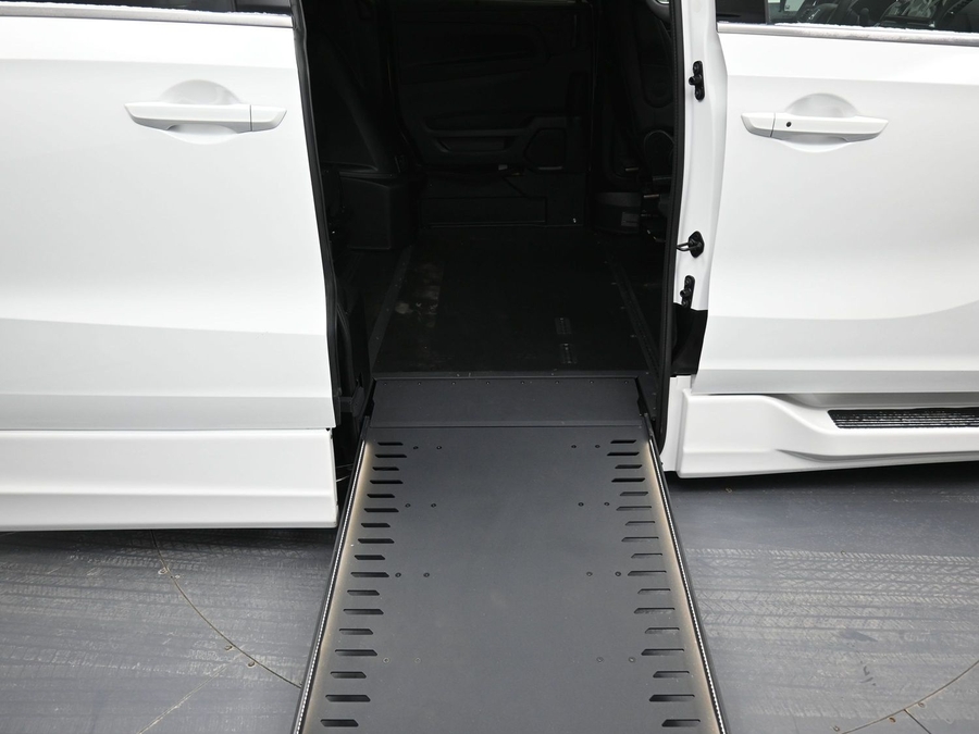 New 2026 Honda Odyssey Sport - BraunAbility Side Entry In Floor Automatic Ramp