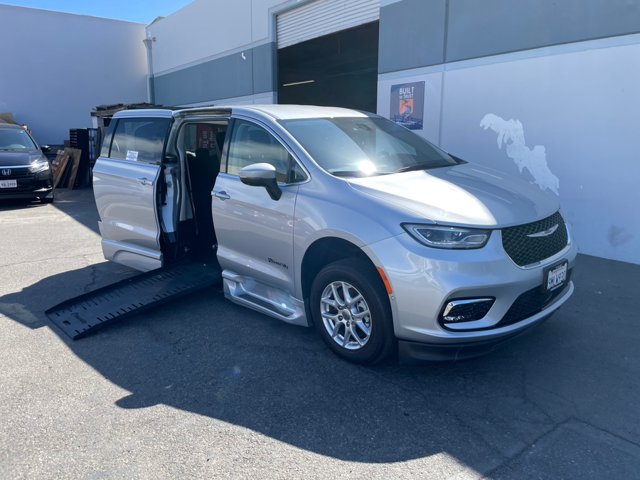 Used 2023 Chrysler Pacifica Touring L Safety - BraunAbility Side Entry Fold Out Automatic Ramp