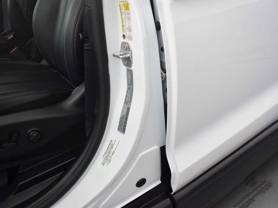 New 2025 Chrysler Voyager LX - BraunAbility Commercial Side Entry Fold Out Manual Ramp